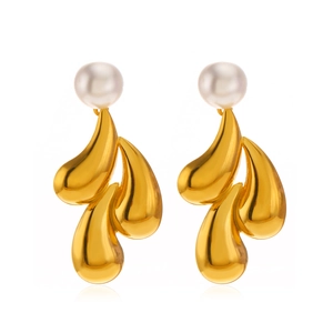 Polished 18K gold-plated teardrop earrings featuring white pearl inlays for women