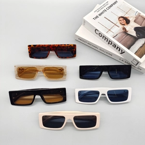 Rectangle Sunglasses Retro Vintage Square Frame UV400 Protection PC Frame Resin Lens Fashion Eyewear For Women