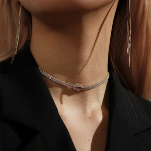 Sparkling rhinestone choker and tassel earring set for elegant women party wear
