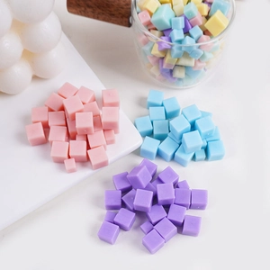 Kleurrijke PVC kunstmatige suikerklontjes en blokjes voor DIY miniatuur taartdecoratie