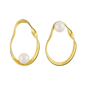 Elegant hollow oval S925 silver stud earrings with pearls and gold metal rings