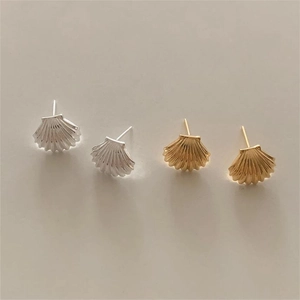 Elegant 925 sterling silver shell stud earrings in gold and silver finishes