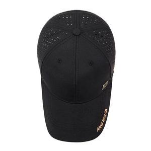 Casquette de baseball respirante pour hommes noire avec broderie dorée et découpe laser