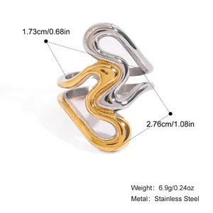 Dimensions détaillées de la bague en acier avec design cœur, largeur 1,73cm et poids 6,9g
