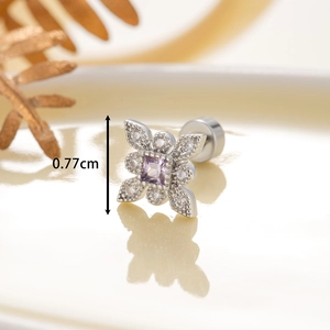 Orecchino a fiore vintage in argento con gemma viola, dettaglio misura di 0,77 cm