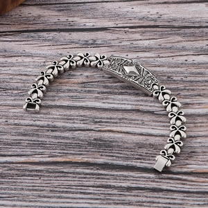Bracelet vintage pour homme en acier inoxydable oxydé avec gravures florales