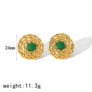 French vintage hollow gold earrings with green round gemstone in 24mm woven design
