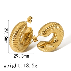 Orecchini a forma di croissant dorati in acciaio inossidabile, dimensioni 29,3mm x 29,3mm