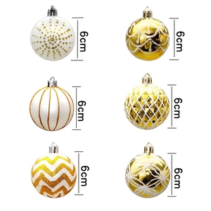 Set of 6 gold and white hand-painted 6cm Christmas balls ornaments for tree decoration