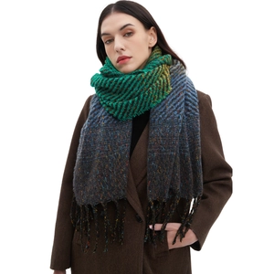 Women Gradient Scarf Winter Warm Knit Shawl With Tassels Thick Multi Color Wrap Soft Fashionable Cozy Outdoor