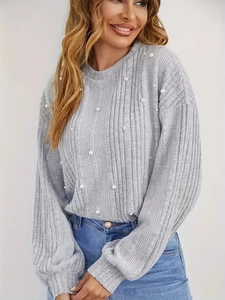 Pull en tricot gris pour femme avec manches bouffantes et perles fantaisie, style décontracté