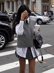 Women Knitted Vest V Neck Sleeveless Grey Preppy Style Sweater Tank Top Loose Casual Streetwear