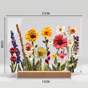 Detail view of 3D floral acrylic ornament with 21x15cm size labels and wood base