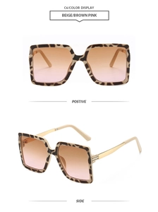 Vues détaillées de lunettes de soleil carrées léopard avec verres dégradés marron rose