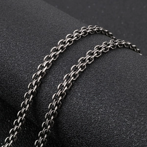 Collier mode en acier inoxydable noir pour hommes avec double maillons au style rétro