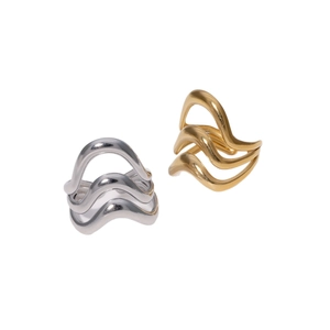 Elegant wave geometric open ring in gold and silver finish with hollow structure