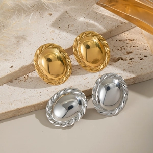 Oval mirror finish stud earrings in gold and silver with retro rope textured borders