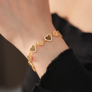 18K gold plated heart bracelet with tiger eye stone and pavé zircon elements