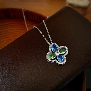 Four Leaf Flower Pendant Necklace Copper With Blue And Green Zircon Elegant Clavicle Chain Jewelry For Women