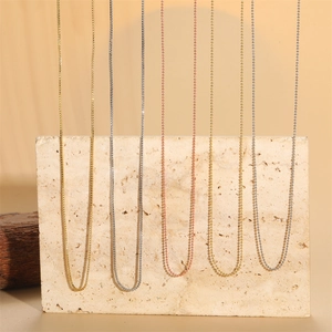 Verstellbare Box- und Perlenketten in Gold, Silber und Roségold Ausführungen