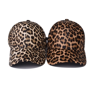 Berretti da baseball in pelle PU leopardati impermeabili cappello invernale caldo