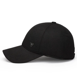 Classic black men's baseball cap in thick wool fabric with a side triangle metal logo