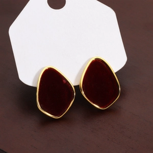Elegant 18K gold plated velvet stud earrings in dark red with geometric triangular design
