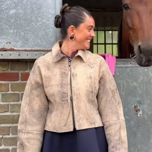 Giacca corta vintage marrone con stampa invecchiata e cerniera lampo da donna