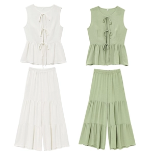 Damen Set aus ärmellosem Bindetop und gestufter Schlaghose in Creme und Hellgrün