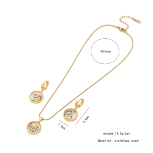 Detail of stainless steel evil eye jewelry set with dimensions and material engraving