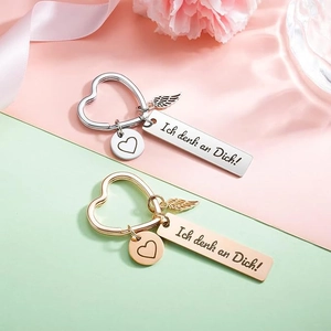 Porte-clés en acier inoxydable or rose et argent avec gravure allemande de coeur