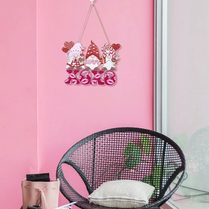 Décoration murale de la Saint-Valentin avec gnomes roses en bois et lettrage XOXO