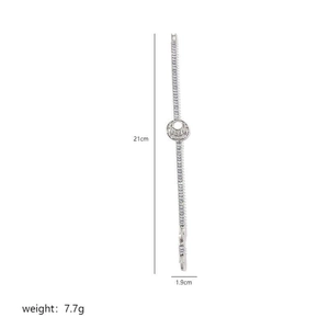 Sparkling silver moon bracelet with full diamond pavé design, length 21cm, weight 7.7g