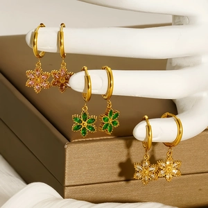 Orecchini A Cerchio Con Fiori Acciaio Inossidabile 304 Placcato Oro 18K Zirconia Intarsiata Gioielli Da Donna