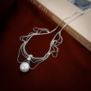 Collier Pendentif Künstliche Perle À Franges Avec Cuivre Strass Maille Vague Chaîne De Clavicule Pour Femmes Style Français Élégant