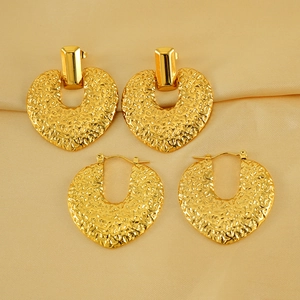 Boucles D Oreilles Coeur Martelé Plaqué Or 18K Acier Inoxydable Bijoux Texture Géométrique Pour Femmes
