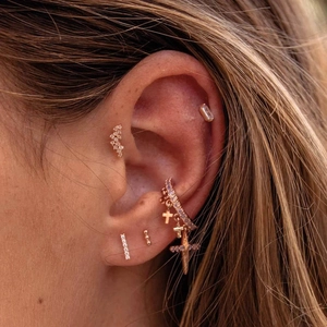 Set de piercings d'oreille S925 or rose avec pendentif croix et clous en zircon