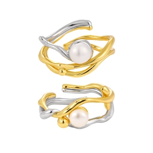 Irregular hollow S925 silver open ring with freshwater pearl in two-tone plating