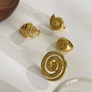 Vintage gold spiral seashell open ring set in minimalist stainless steel for women
