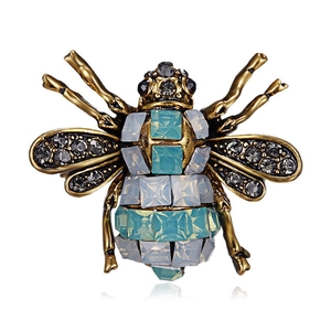 Vintage Alloy Bee Brooch Rhinestone Enamel Animal Lapel Pin For Women Antique Gold Jewelry Accessories