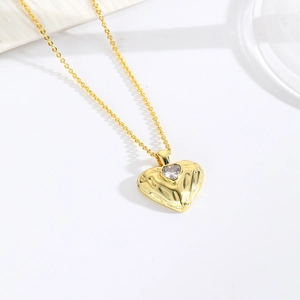 Irregular hammered gold heart pendant necklace with clear zircon on O-chain for women