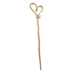 Elegant gold metal hair pin featuring a hollow heart design and a white pearl accent