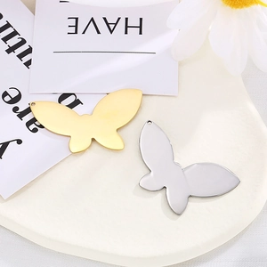 Polished stainless steel butterfly pendants in gold and silver for DIY jewelry necklaces