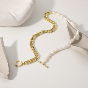 Vintage 14k gold plated Cuban chain and freshwater pearl necklace with stylish OT clasp