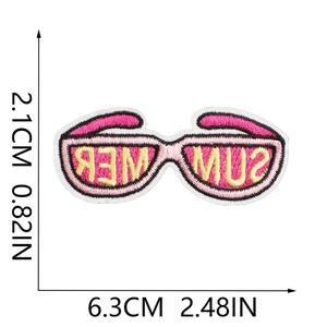 Detailed size specifications for pink summer sunglasses embroidered patch, 6.3cm x 2.1cm
