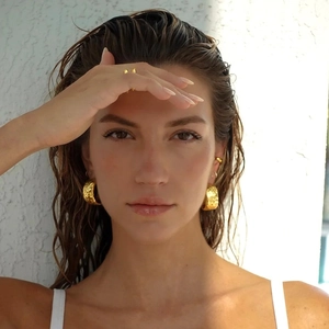 Chunky 14K gold-plated stainless steel C-shape earrings with hammered texture finish