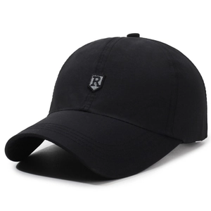 Lightweight black baseball cap with a central shield R embroidery for sports and casual wear