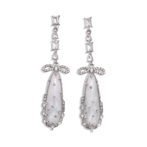 Boucles d'oreilles nœud argentées avec zircone cubique et gouttes en résine poire