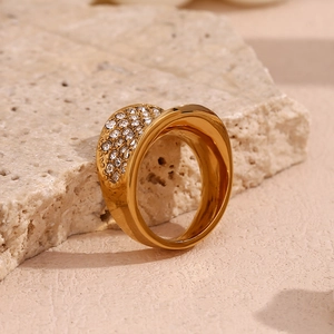 Bague Concave Large En Acier Inoxydable 316L Plqué Or 18K Micro Pavé Rhinestones Bijoux De Mode Rétro Pour Femmes