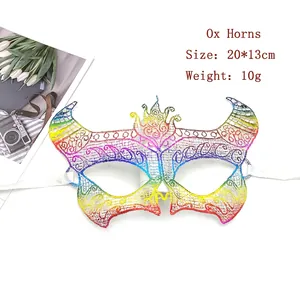 Rainbow lace mask with horn and crown details, dimensions 20x13cm and weight 10g